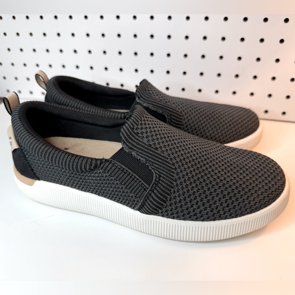 Reef Shoes - REEF Women's Neptune Elyse Slip On Shoe, Lightweight, Soft & Breathable 8.5M